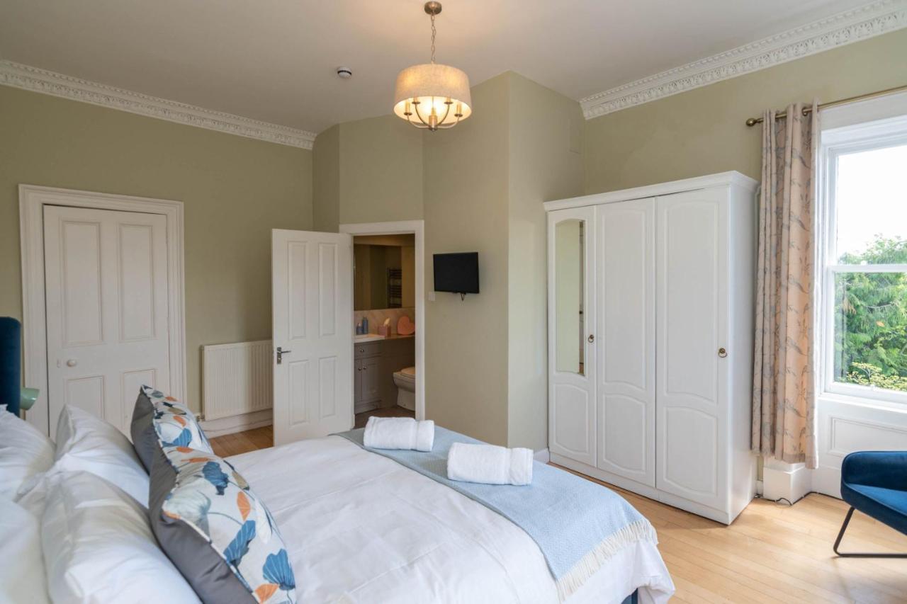 Rosebank House Blairgowrie - Sleeps 12, Games Rooms, Ev Point, Pets Welcome Blairgowrie and Rattray Dış mekan fotoğraf
