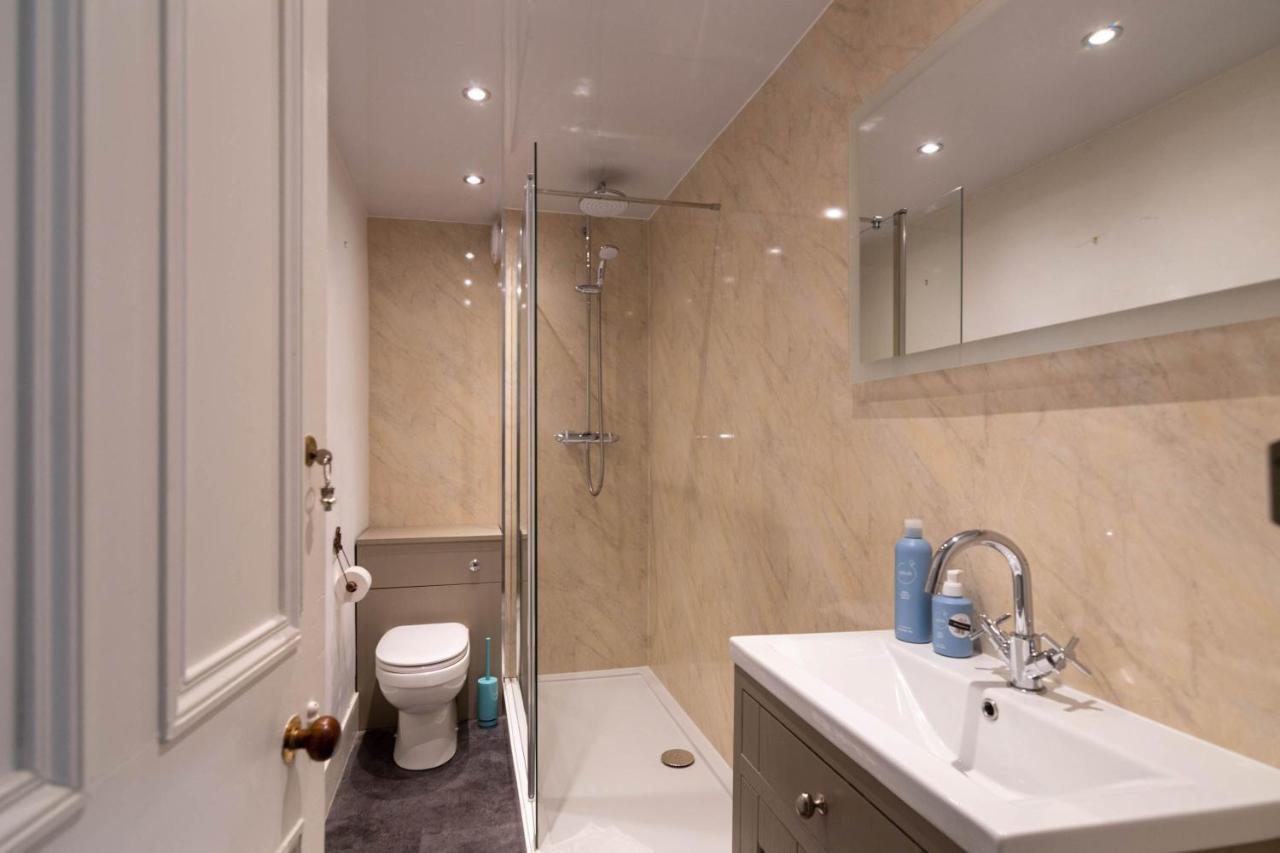Rosebank House Blairgowrie - Sleeps 12, Games Rooms, Ev Point, Pets Welcome Blairgowrie and Rattray Dış mekan fotoğraf